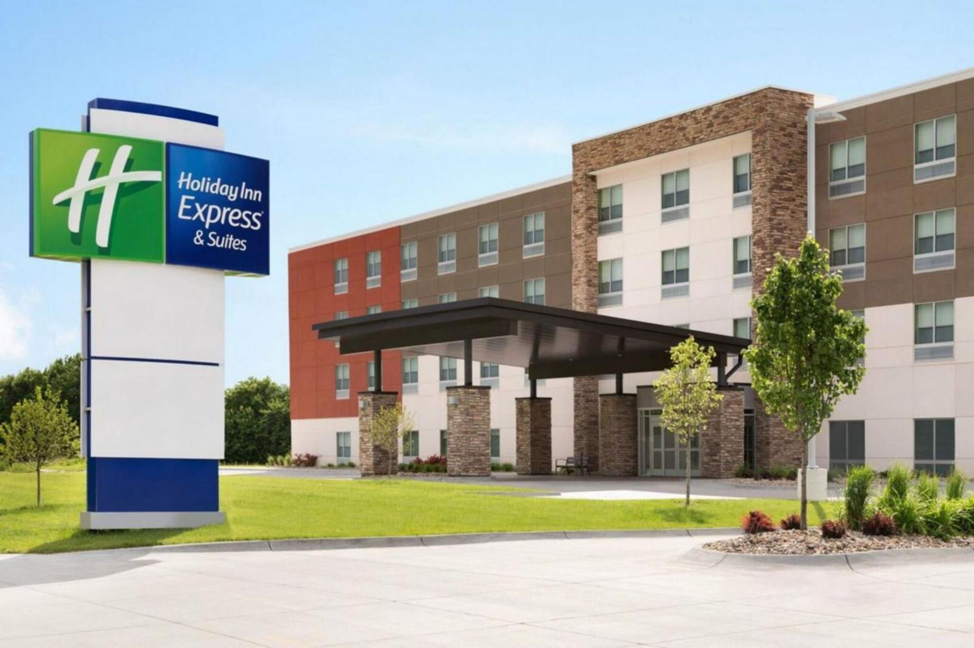 Holiday Inn Express & Suites Buford - Mall Of Georgia By Ihg Exterior photo